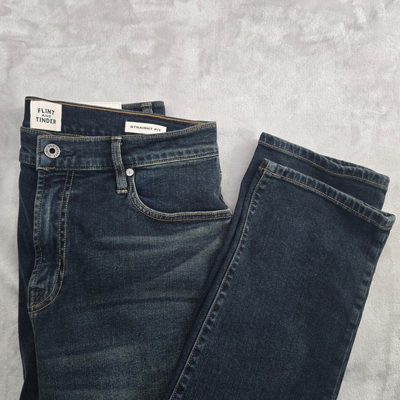 NWT Flint and Tinder Size 32x32 Straight Fit Dark Wash Denim Jeans